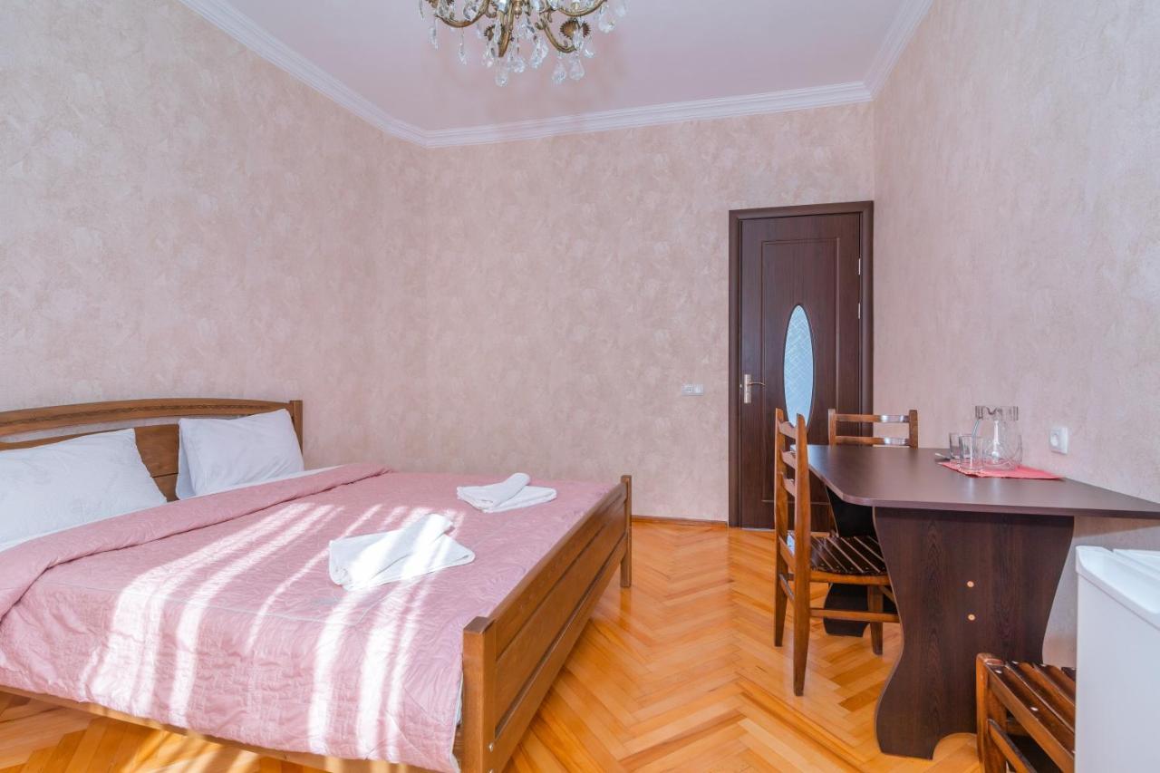 Gogichas Tower Hotel Borjomi Exterior foto