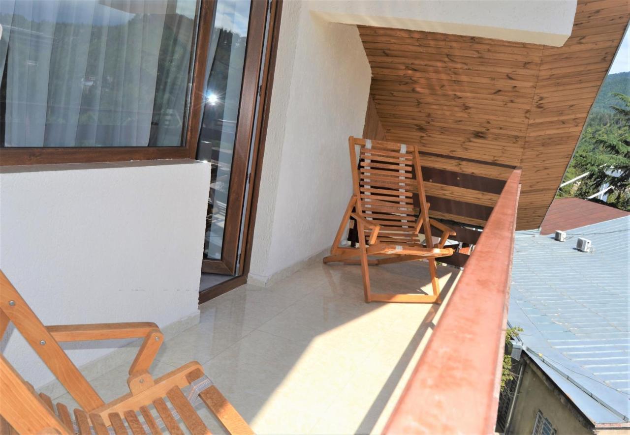 Gogichas Tower Hotel Borjomi Exterior foto